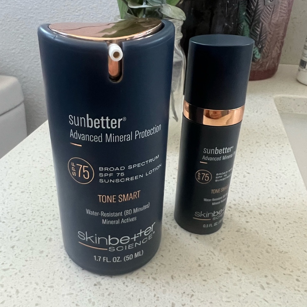 SkinBetter SunBetter Tone Smart SPF 75 Lotion tinted Moisturizer Primer